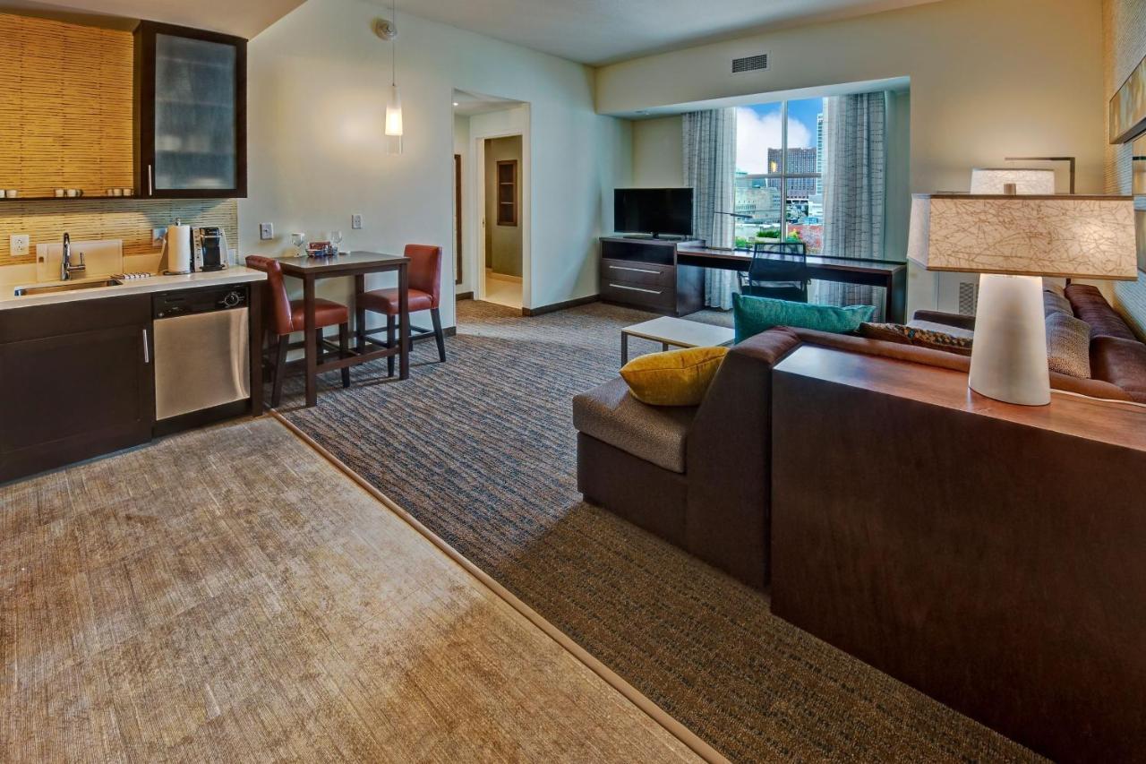 Residence Inn By Marriott Kansas City Downtown/Convention Center Zewnętrze zdjęcie